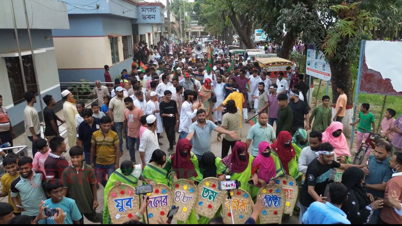 দেবিদ্বারে যুবদলের প্রতিষ্ঠাবার্ষিকীতে নেতাকর্মীদের মিলনমেলা, গ্রুপিংমুক্ত ঐক্যবদ্ধ রাজনীতির আহ্বান সাইদুর রহমান লিটনের